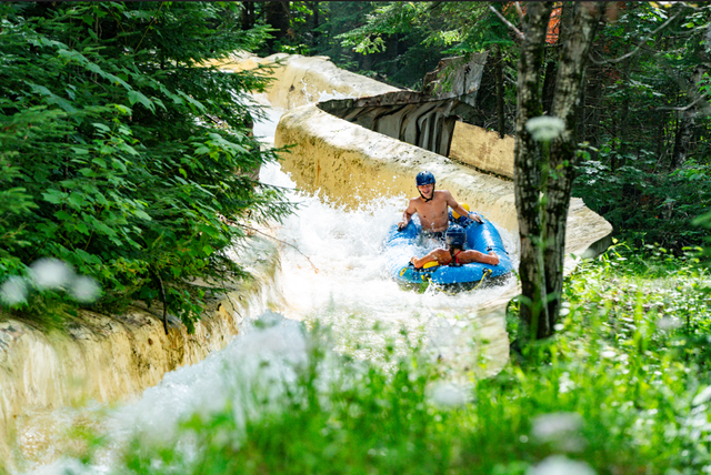 Colorado - Parc aquatique Sommet Saint-Sauveur&nbsp;&nbsp;&nbsp;&copy; Sommet Saint-Sauveur