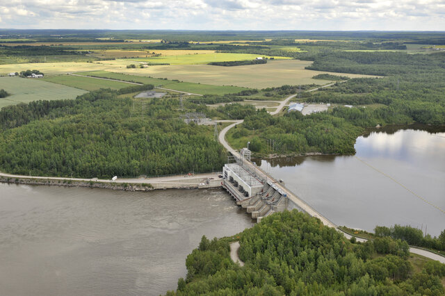 Vue aérienne de la centrale&nbsp;&nbsp;&nbsp;&copy; Hydro-Québec