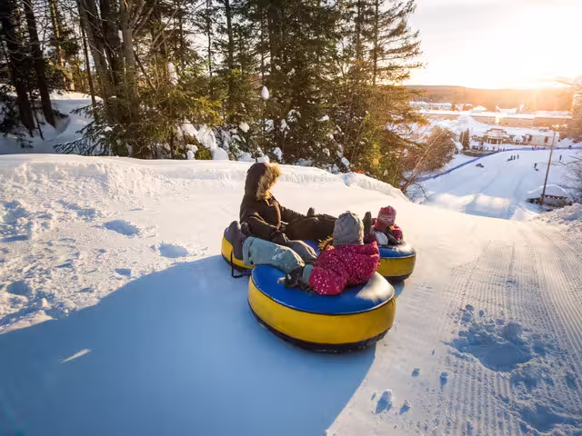 Glissades centrales&nbsp;&nbsp;&nbsp;&copy; Village Vacances Valcartier