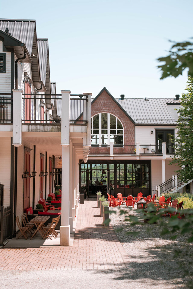 Terrasse Principale&nbsp;&nbsp;&nbsp;&copy; Le Vignoble du Ruisseau