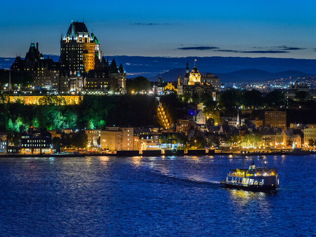 Traverse Québec-Lévis&nbsp;&nbsp;&nbsp;&copy; Société des traversiers du Québec