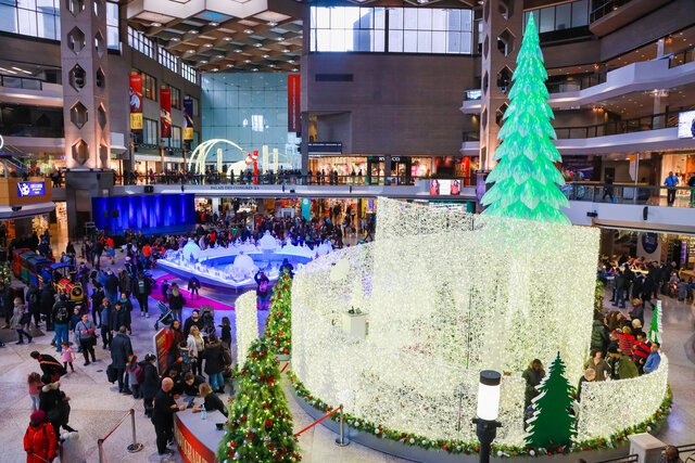 Complexe Desjardins&nbsp;&nbsp;&nbsp;&copy; Chantal Mathieu - Complexe Desjardins