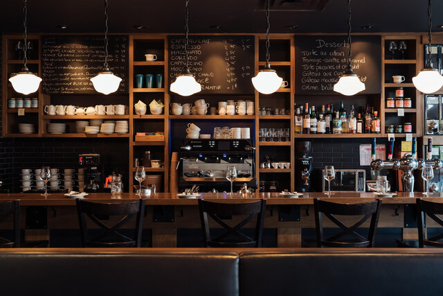 Café Le Petit Flore - Comptoir&nbsp;&nbsp;&nbsp;&copy; Café Le Petit Flore