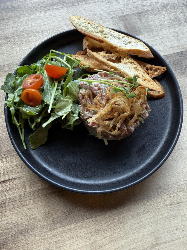 Café Le Petit Flore - Tartare&nbsp;&nbsp;&nbsp;&copy; Café Le Petit Flore