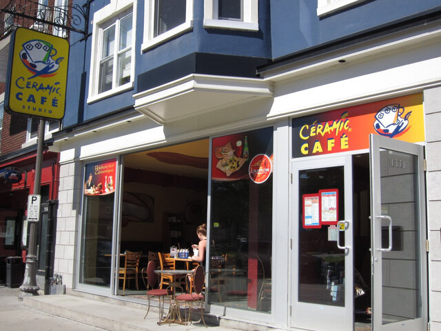 Extérieur&nbsp;&nbsp;&nbsp;&copy; Céramic Café-Studio Inc.