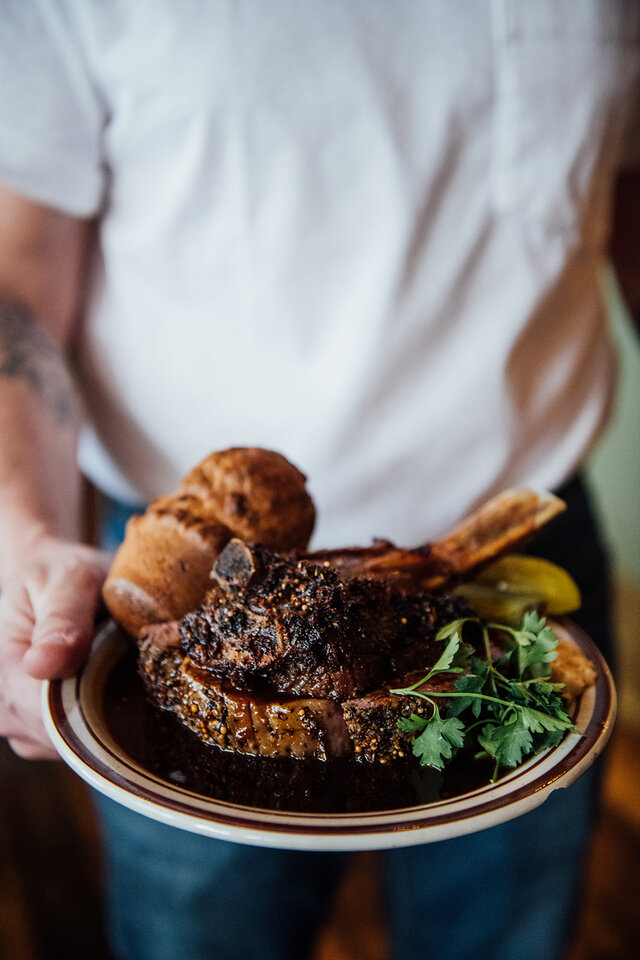 McKiernan Rôtisserie - Plat de viande&nbsp;&nbsp;&nbsp;&copy; A.Slattery