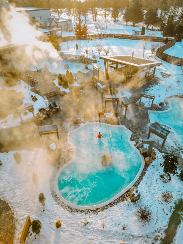 Drone02&nbsp;&nbsp;&nbsp;&copy; Château Cartier Hôtel et Resort