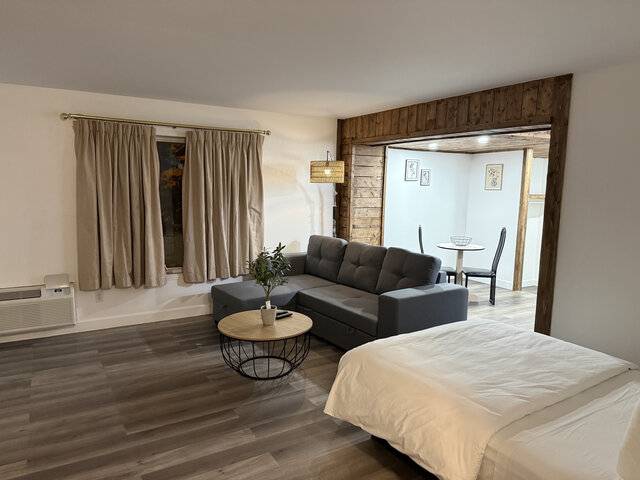 studio& Kitchenette&nbsp;&nbsp;&nbsp;&copy; Studio 100