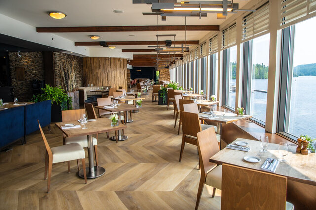 Restaurant Le Voilier&nbsp;&nbsp;&nbsp;&copy; Shawn Sirois