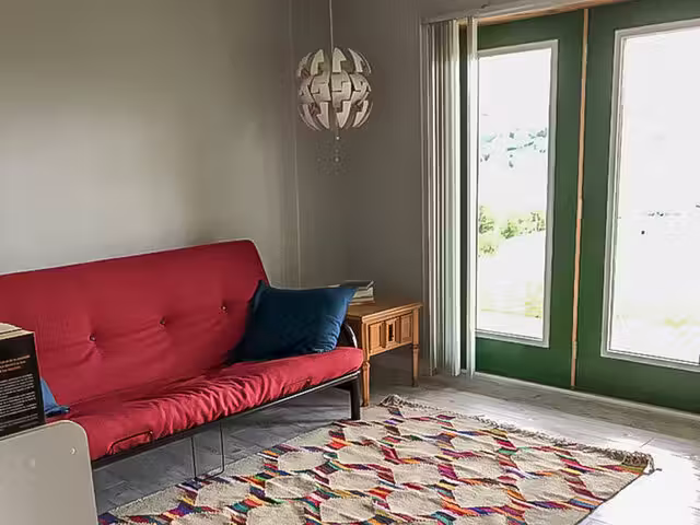 Salle de séjour avec Sofa-lit&nbsp;&nbsp;&nbsp;&copy; E.Richard