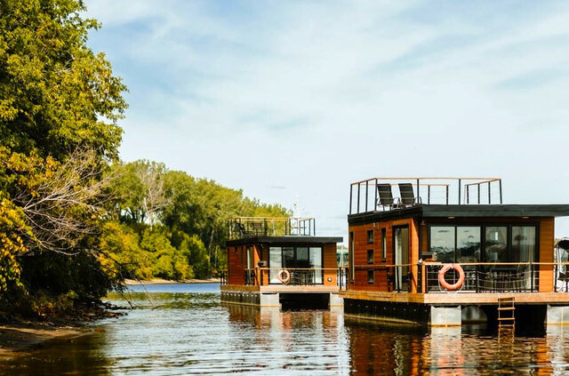 Maison flottante&nbsp;&nbsp;&nbsp;&copy; Studio héberegements flottants