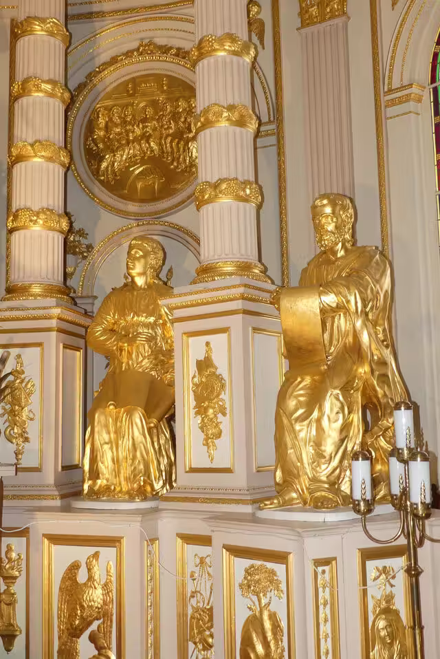 Statues St-Jean et St-Luc&nbsp;&nbsp;&nbsp;&copy; R.Boivin