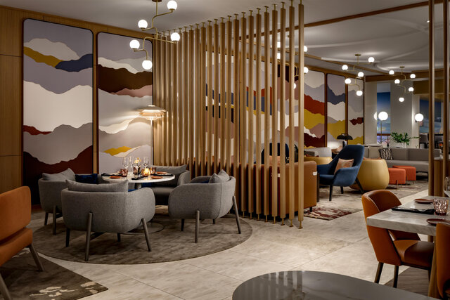 Restaurant Lloyd&nbsp;&nbsp;&nbsp;&copy; Brandon Barré