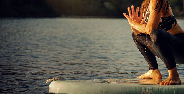 Yoga sur l'eau&nbsp;&nbsp;&nbsp;&copy; Yogi Nomade