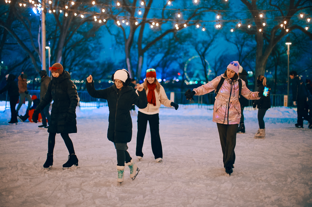 Patinoires du Parc Jean-Drapeau - Groupe&nbsp;&nbsp;&nbsp;&copy; Myriam Baril-Tessier