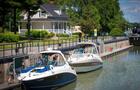 Éclusage au Canal-de-Saint-Ours&nbsp;&nbsp;&nbsp;&copy; Parcs Canada