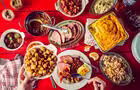 Repas traditionnel et copieux, ambiance chaleureuse!&nbsp;&nbsp;&nbsp;&copy; Domaine Labranche