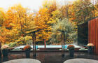 Pavillon Ouest en automne&nbsp;&nbsp;&nbsp;&copy; Balnea spa + réserve thermale