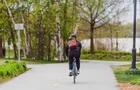 Promenade du Lac des Nations Vélo&nbsp;&nbsp;&nbsp;&copy; Korina Joseph