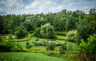 Vue du jardin en bas et de la rivière Mascouche&nbsp;&nbsp;&nbsp;&copy; Ferland Photo