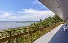Terrasse&nbsp;&nbsp;&nbsp;&copy; Auberge de L'Anse