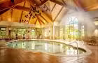 Piscine intérieure&nbsp;&nbsp;&nbsp;&copy; Auberge Godefroy