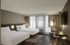 AC Hôtel Vieux-Montréal - Chambre Queen&nbsp;&nbsp;&nbsp;&copy; Adrien Williams