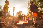 Domaine de la Chute mini putt&nbsp;&nbsp;&nbsp;&copy; Parkbridge Lifestyle Communities Inc