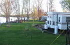 Camping sur le bord de l'eau