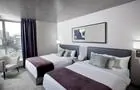HOTEL10 - Chambre Deluxe 2 lits Queen&nbsp;&nbsp;&nbsp;&copy; HOTEL10