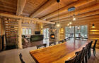 Le Draveur - Salle à manger à aire ouverte&nbsp;&nbsp;&nbsp;&copy; Au Chalet en Bois Rond