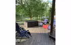 Grand patio avec BBQ