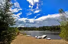 Le Labrador - Plage privée avec quai&nbsp;&nbsp;&nbsp;&copy; Au Chalet en Bois Rond