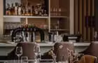 Lloyd - Table section bar&nbsp;&nbsp;&nbsp;&copy; PATRICIA BROCHU