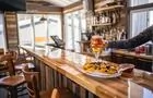 Bistro/Bar&nbsp;&nbsp;&nbsp;&copy; Belle Neige
