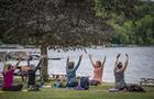Yoga sur la plage&nbsp;&nbsp;&nbsp;&copy; NUMERA
