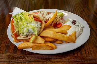 Arahova Souvlaki Saint-Viateur
