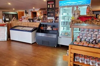 Sugar shack Farsa