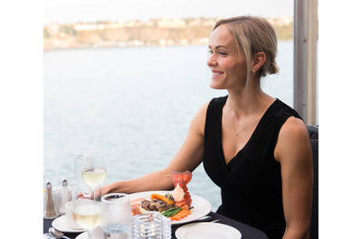 3-course Dinner Cruise (Montréal)