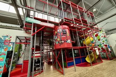 Au Machin Chouette – centre d’amusement