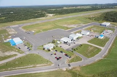 Alma Airport (YTF)