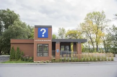 Bureau d’information touristique Pavillon acc. récréotouristique Côte-de-Beaupré