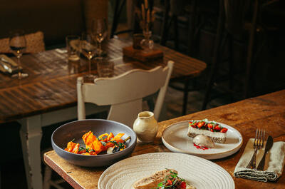 Chez Rioux & Pettigrew