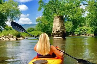 Canoe & Co.