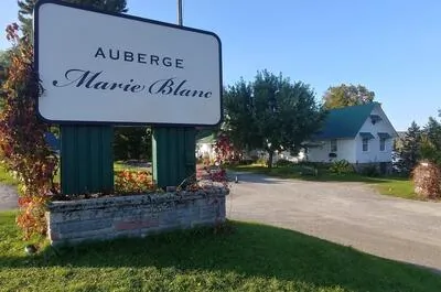 AUBERGE MARIE BLANC