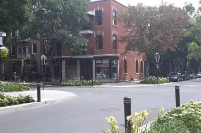 APPARTEMENT LAURIER GARNIER