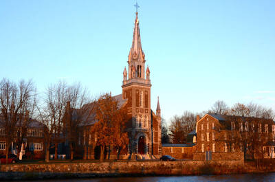 Église de l’Annonciation (Oka )