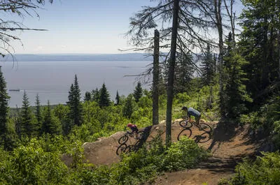 Le Massif de Charlevoix / Vélo de montagne