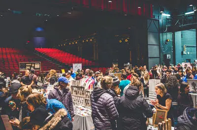 Marché des Fêtes au Théâtre Denise-Pelletier
