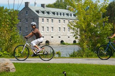 De Terrebonne-Mascouche aux Laurentides sur les pistes cyclables